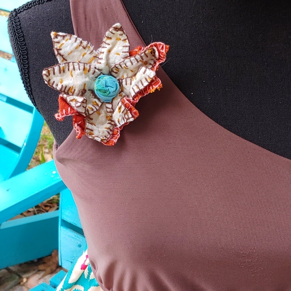 Judith March one shoulder sundress with bird print - Picture 2 of 5